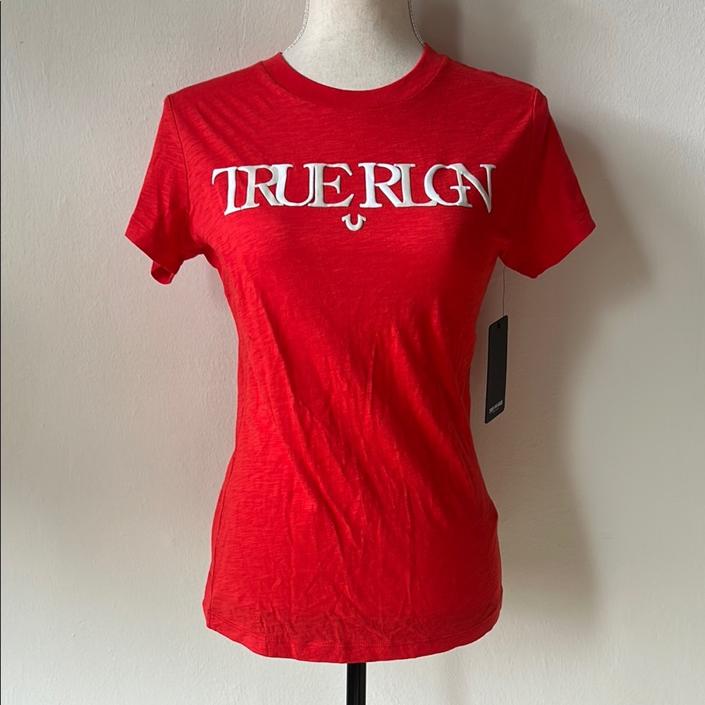 True Religion poppy red slim crew neck basic short sleeved tee shirt size small